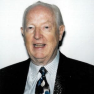 A headshot of Dr. William Glen Hutchison.