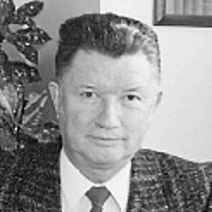 Dr. Sylwester Krzaniak