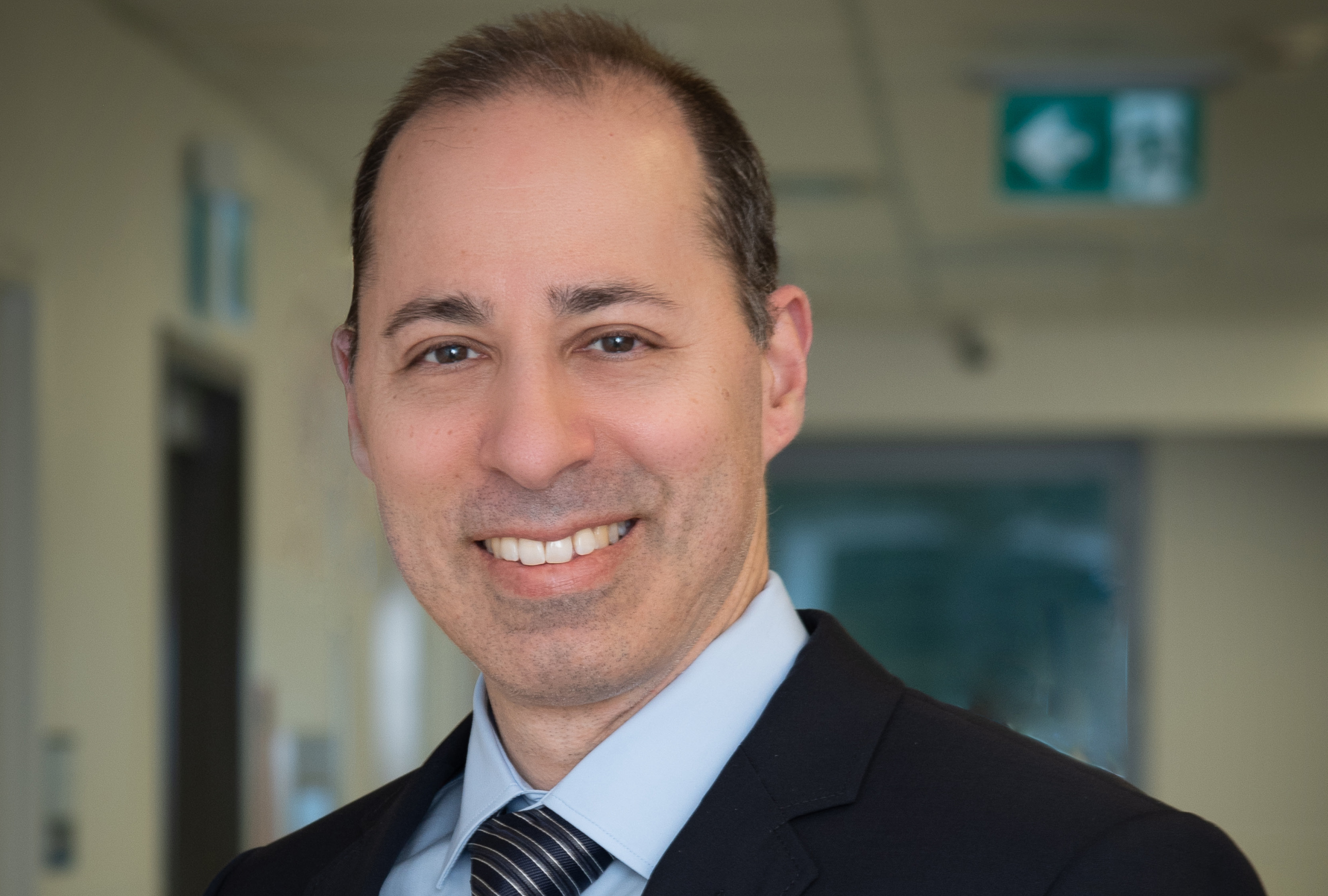 Dr. Eric Goldszmidt